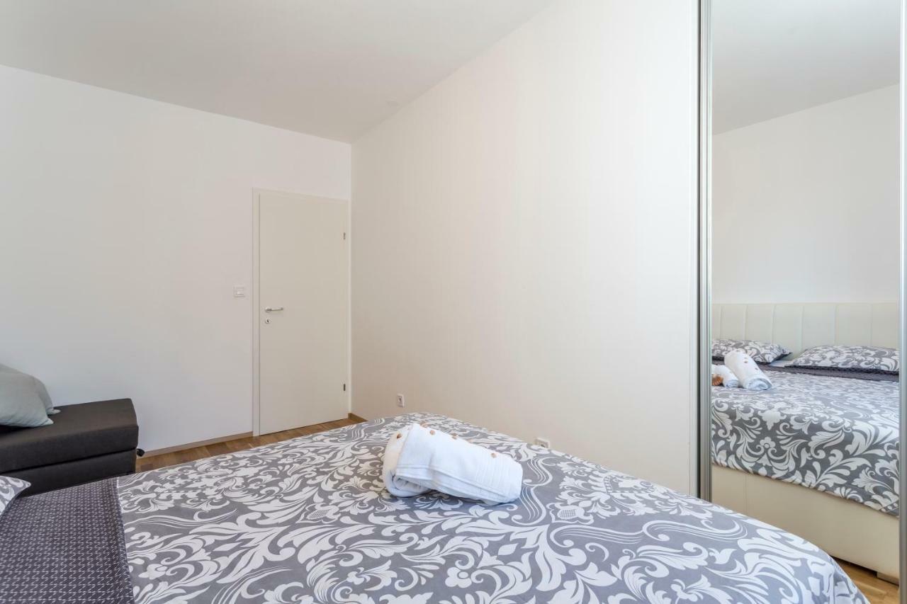 Apartment Luka Split Extérieur photo