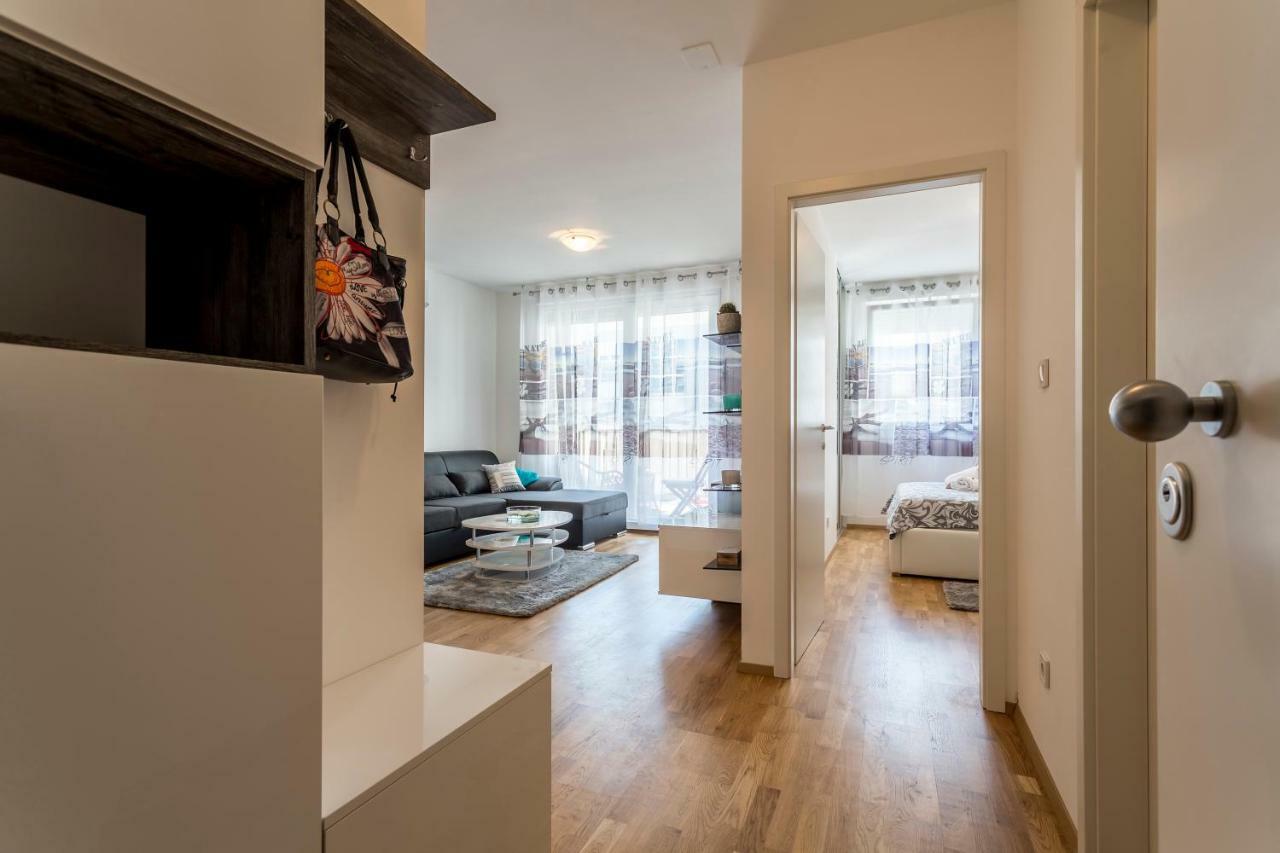 Apartment Luka Split Extérieur photo